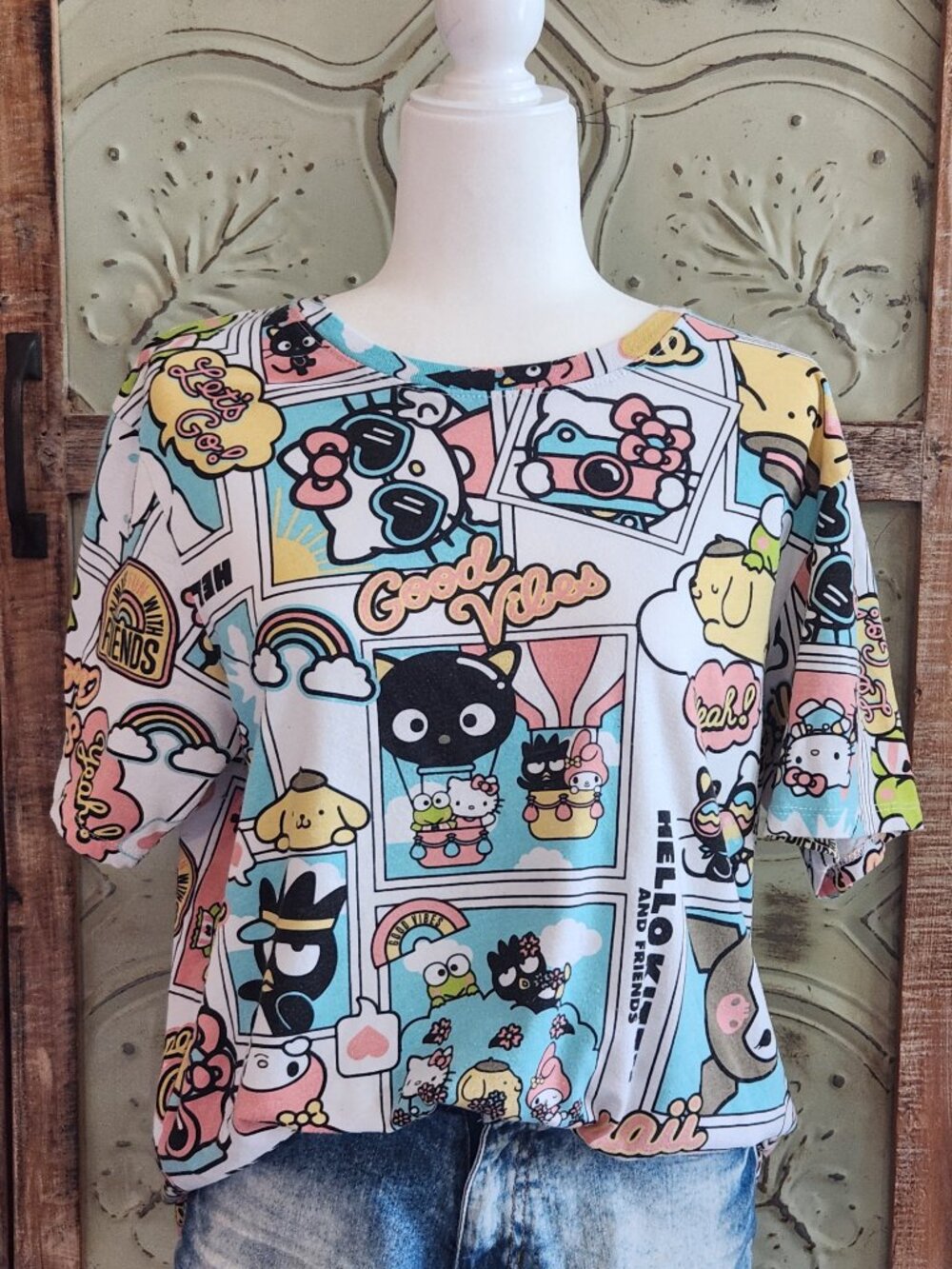 Hello Kitty by Sanrio "Good Vibes" Short-Sleeve Allover Graphic Tee | 1X